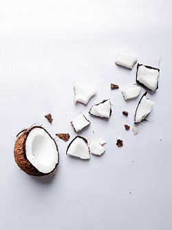 Cloves offer a range of health benefits, including their potent antimicrobial properties, antioxidant activity, and potential anti-inflammatory and anticancer effects. Cloves offer a range of health benefits, including their potent antimicrobial properties, antioxidant activity, and potential anti-inflammatory and anticancer effects.